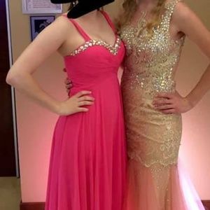 Prom dress / evening gown